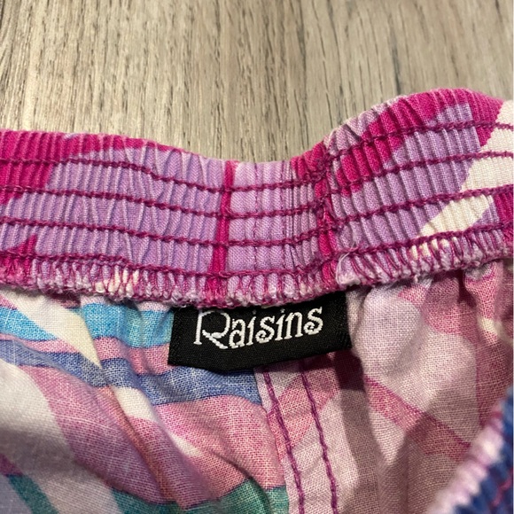 Vintage Raisins Shorts Pink Yellow Pockets Women’s Size 7-9 - Picture 4 of 7